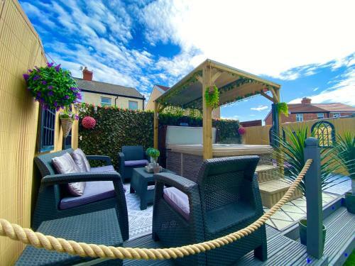 New?the Hottub House Blackpool Pleasure Beach