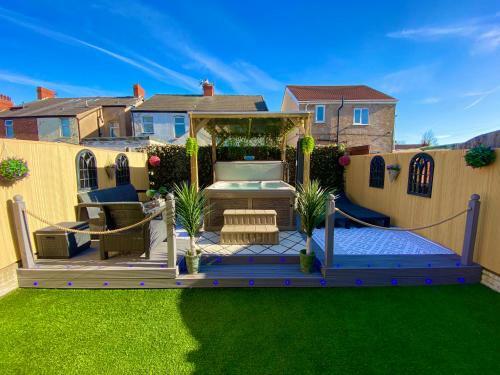 New?the Hottub House Blackpool Pleasure Beach