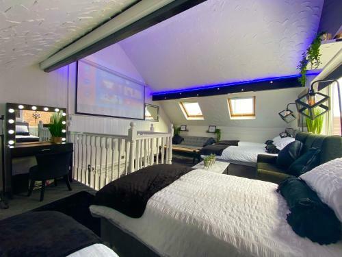 New?the Hottub House Blackpool Pleasure Beach
