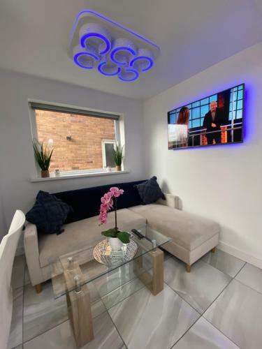 New?the Hottub House Blackpool Pleasure Beach