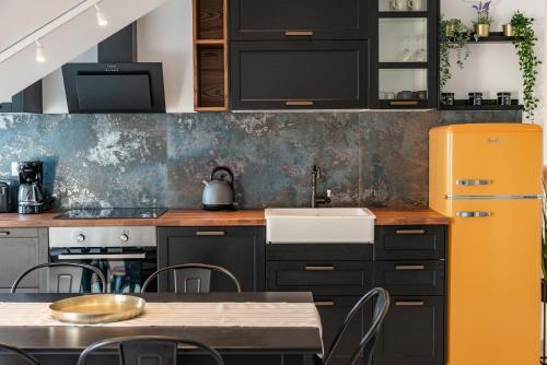 Divine Apartment
