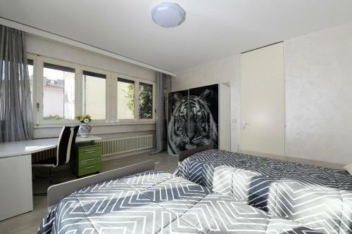 Hostal Swisshomebnb Guest House