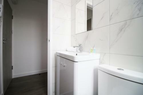 T? Suites 4 - New Aparthotel In Cardiff