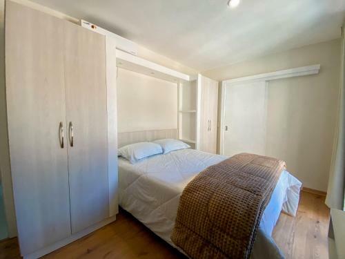 Apartamento A 500m Da Rua Coberta - 1 Su�te - Para 4 Pessoas