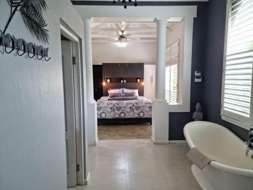Bed & Breakfast Buddha Suite