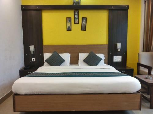 Hotel Dolphin