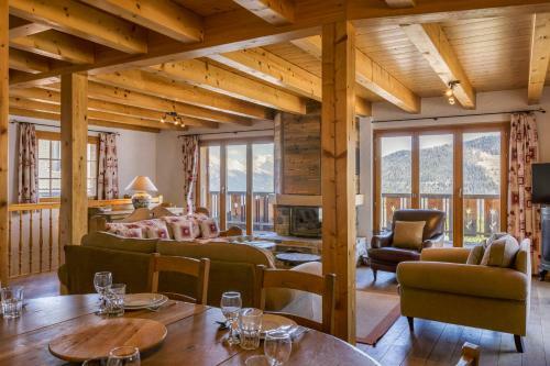 Groot 10 Pers Ski-in Chalet Met Openhaard En Garage