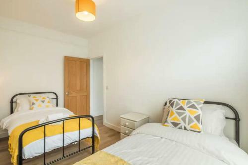Cosy Two Bedroom Apartment In Excellent Location