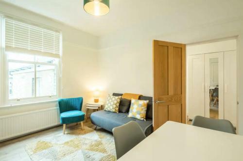 Cosy Two Bedroom Apartment In Excellent Location