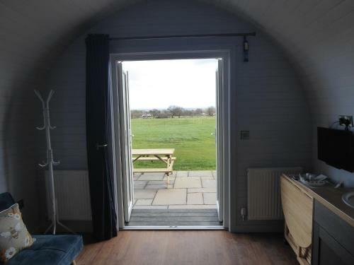 Honeypot Hideaways Luxury Glamping