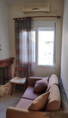 Apartment In Limni