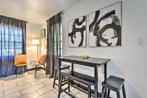 Sun-soaked Bradenton Home With Screened Porch!