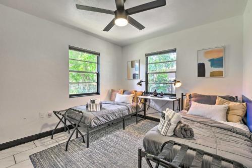 Sun-soaked Bradenton Home With Screened Porch!