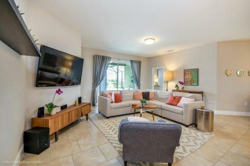 Sun Sational 5 Bedroom Solterra Luxury Villa Villa
