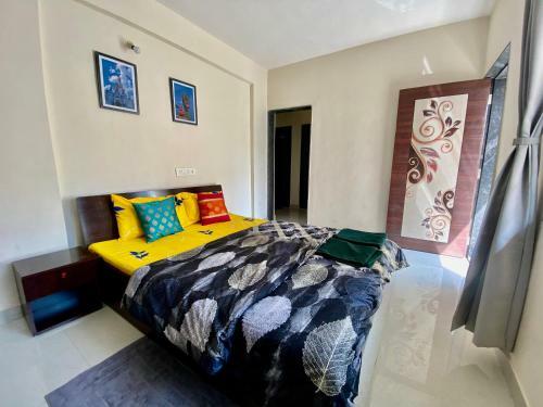 Oyo Home 87931 Jai Hanuman Apartment