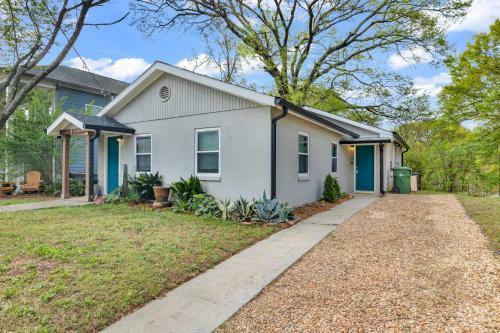 Reno'd 2 Bedroom, Less Than A Mile From Atl Zoo!