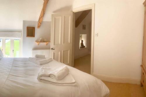 Gorgeous Little Cottage Barn Retreat Kingsbridge
