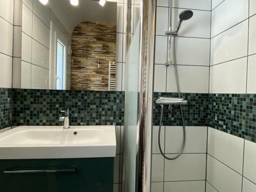 R�sidence -frehel - Maisons & Villas 754