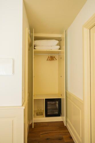 Bed & Breakfast La Riserva Dannunziana Luxury Suites