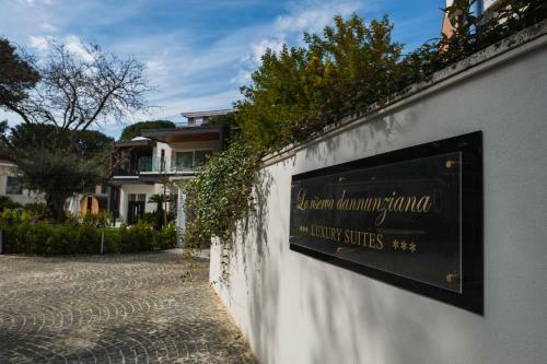 Bed & Breakfast La Riserva Dannunziana Luxury Suites