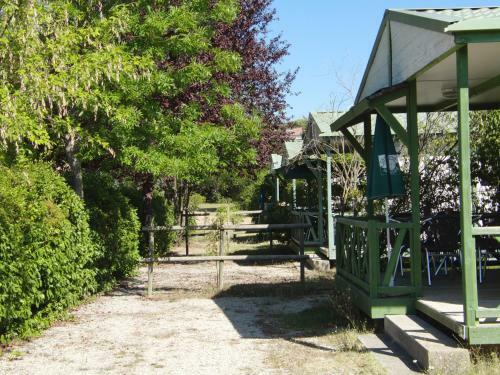 Camping Les Routes De Provence