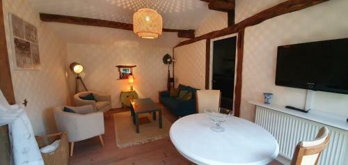 Hostal Le Hameau De Borie - Le Petit Borie