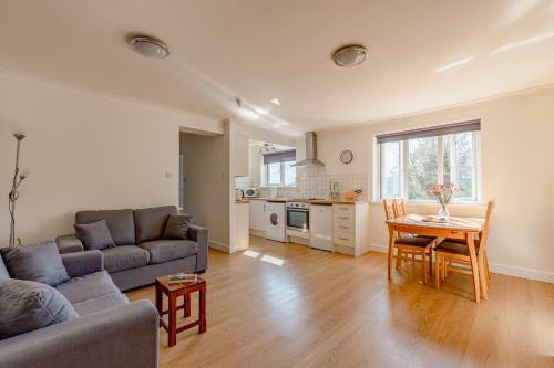 2022 Refurb 2 Bed Apartment Bowness On Windermere