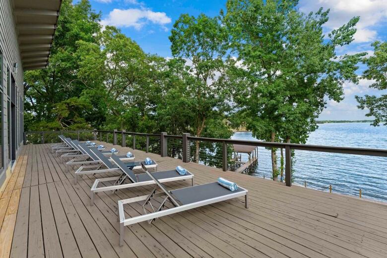 Lake Norman Getaway By Stay Lake Norman