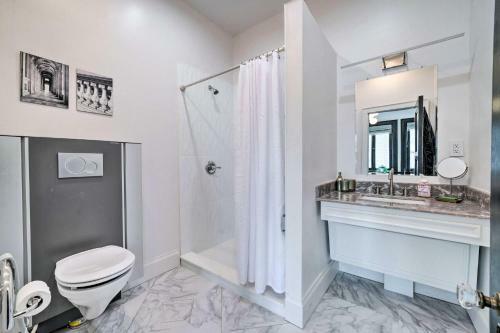 Lavish Columbus Villa With Gym, Spa And Speakeasy