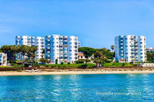 Precioso Apartamento En Primera Linea De Playa