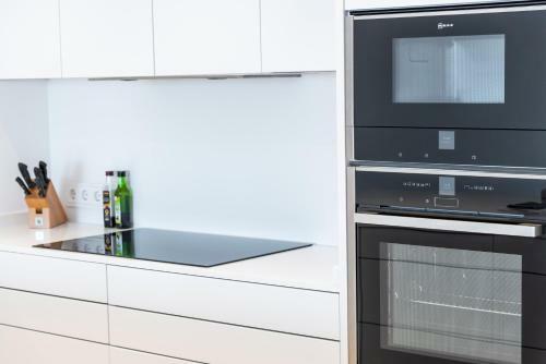 New Luxury Apartment First Sea Line
