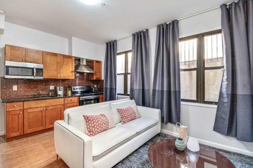 Apartamento Cozy And Stylish 2bd Apt With Great Location!