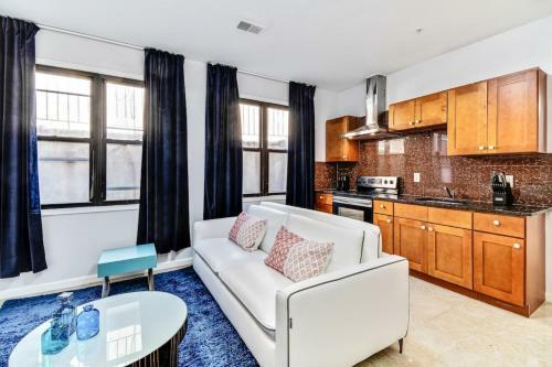 Apartamento Lovely 2bd Apt Steps From The Convention Center