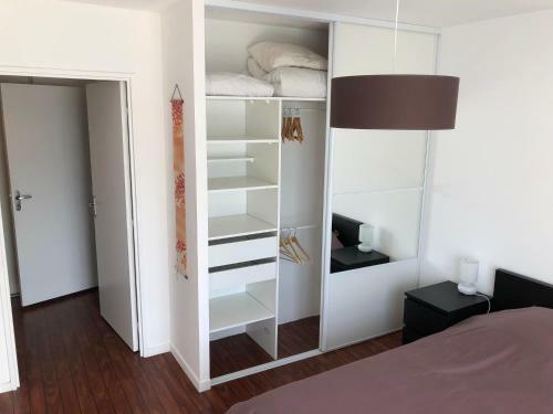 South Brittany Terrace Apartment
