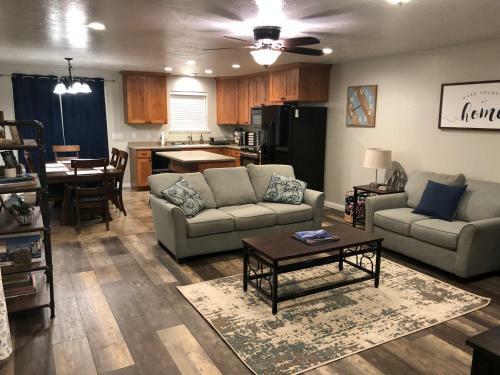 Row-end 3 Bedroom Townhome