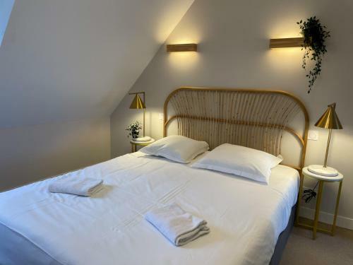 Hostal Maison Des Fleurs