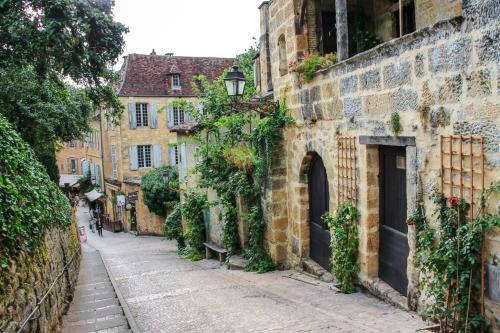 Apartamento Studio Avec Jardin Amenage Et Wifi A Sarlat La Caneda