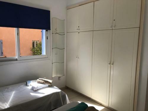 Spacious 2 Bed Groundfloor Apartment In Limnaria Gardens