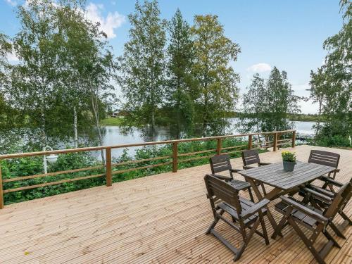 Holiday Home Salmiranta