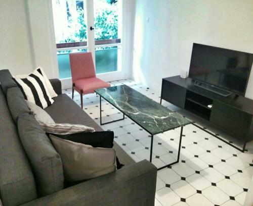 Central New Kolonaki Apartment