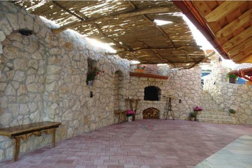Secret Wellness Pool&relax
