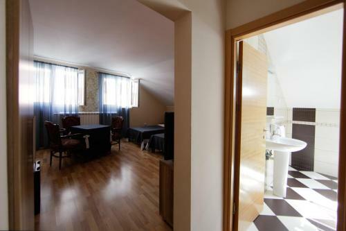 Bed & Breakfast Rooms Konak Mikan