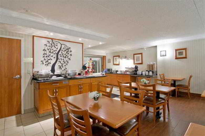 Hotel Comfort Inn Kitchener - Standard Cb