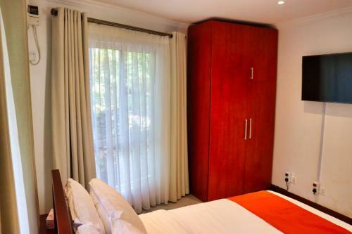 Hotel Searenity Beach Villa
