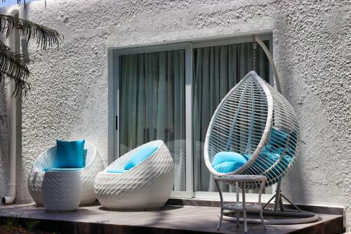 Hotel Searenity Beach Villa