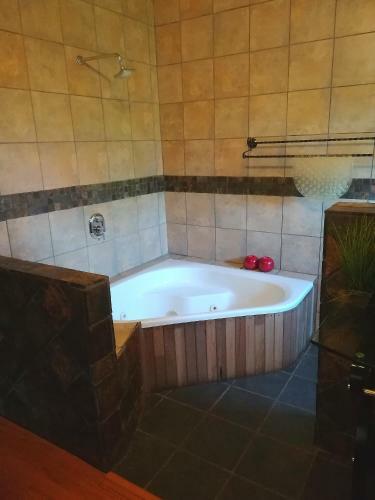 Hotel 24 Onvrey 3 Star Guest House
