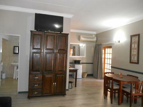 Hostal Oakwood Lodge