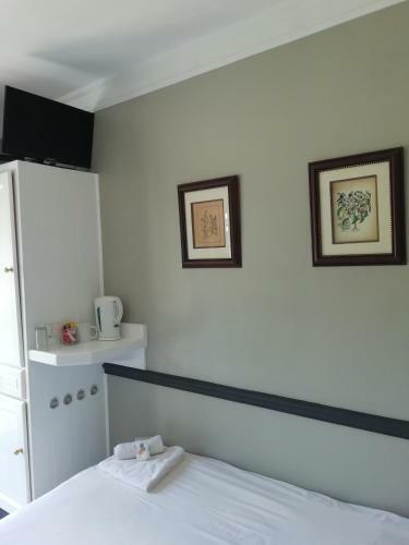 Hostal Oakwood Lodge