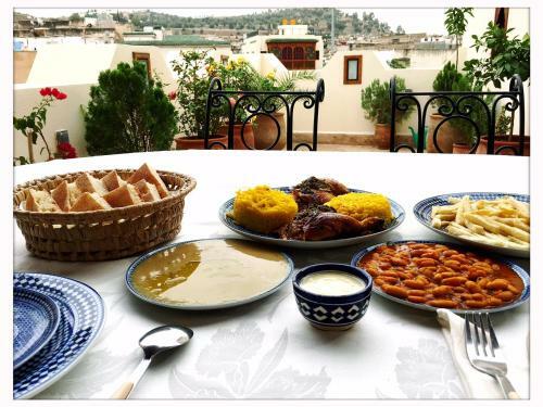 Riad Dar Essoaoude - Fes Nejjarine