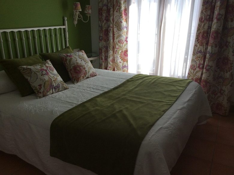 Hotel Rural Los Roturos